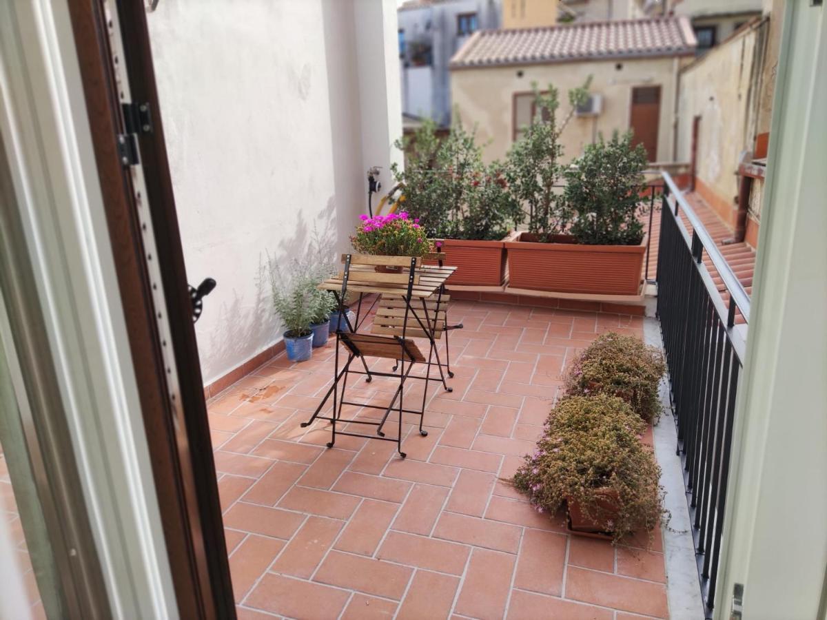 B&B Cala Peppa Palermo Luaran gambar